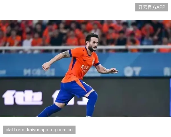 前锋神秘受伤，绝杀俱乐部医生紧急介入引发全场震动
